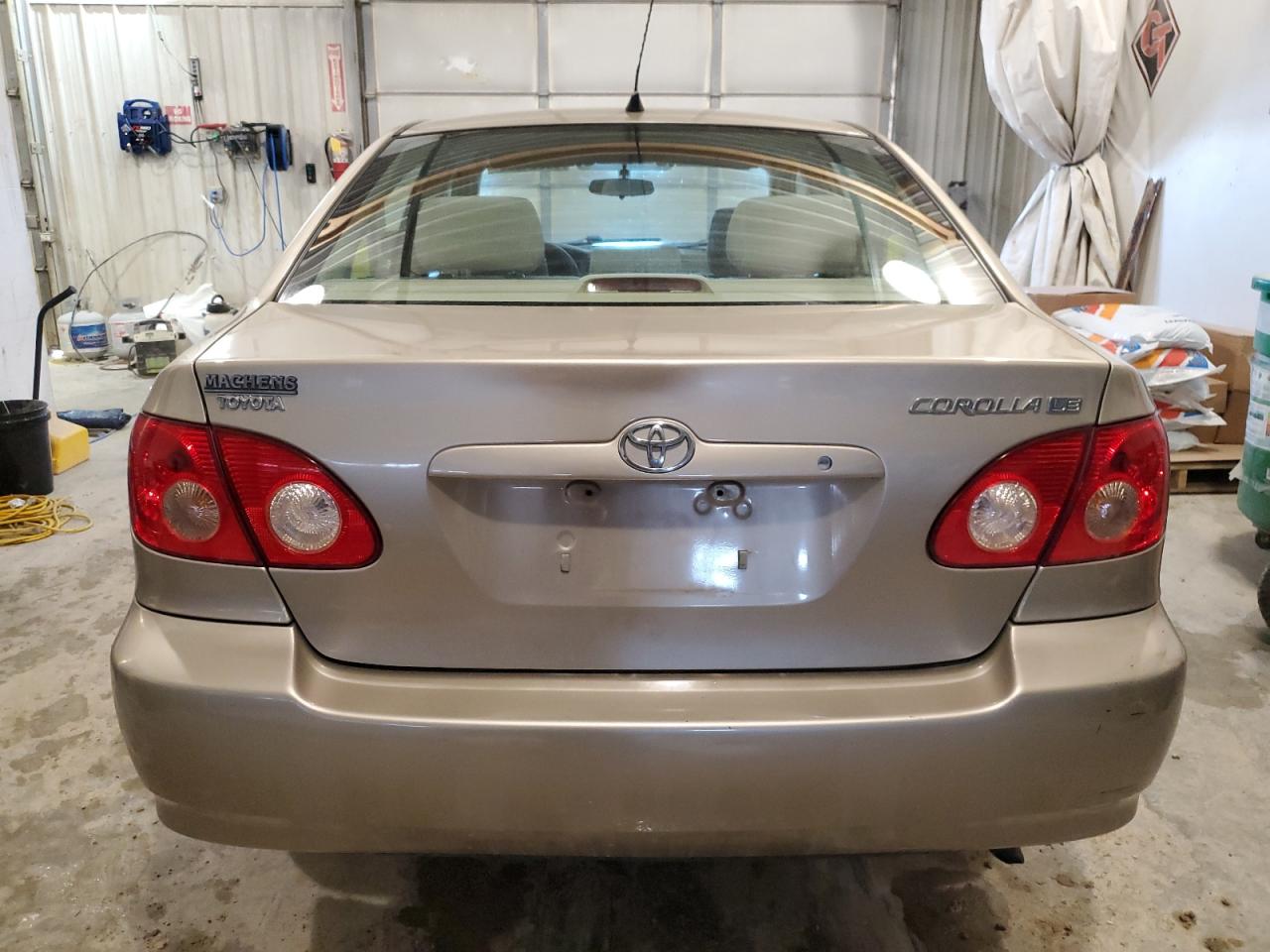 2005 Toyota Corolla - Image 6