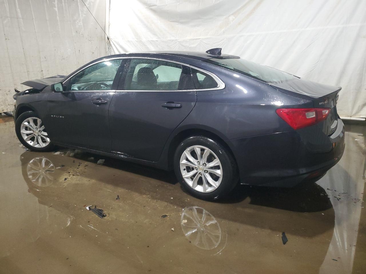 2023 Chevrolet Malibu - Image 2