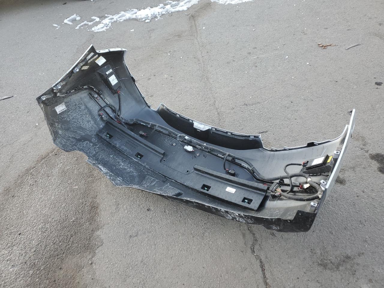 2018 Chevrolet Volt - Image 12