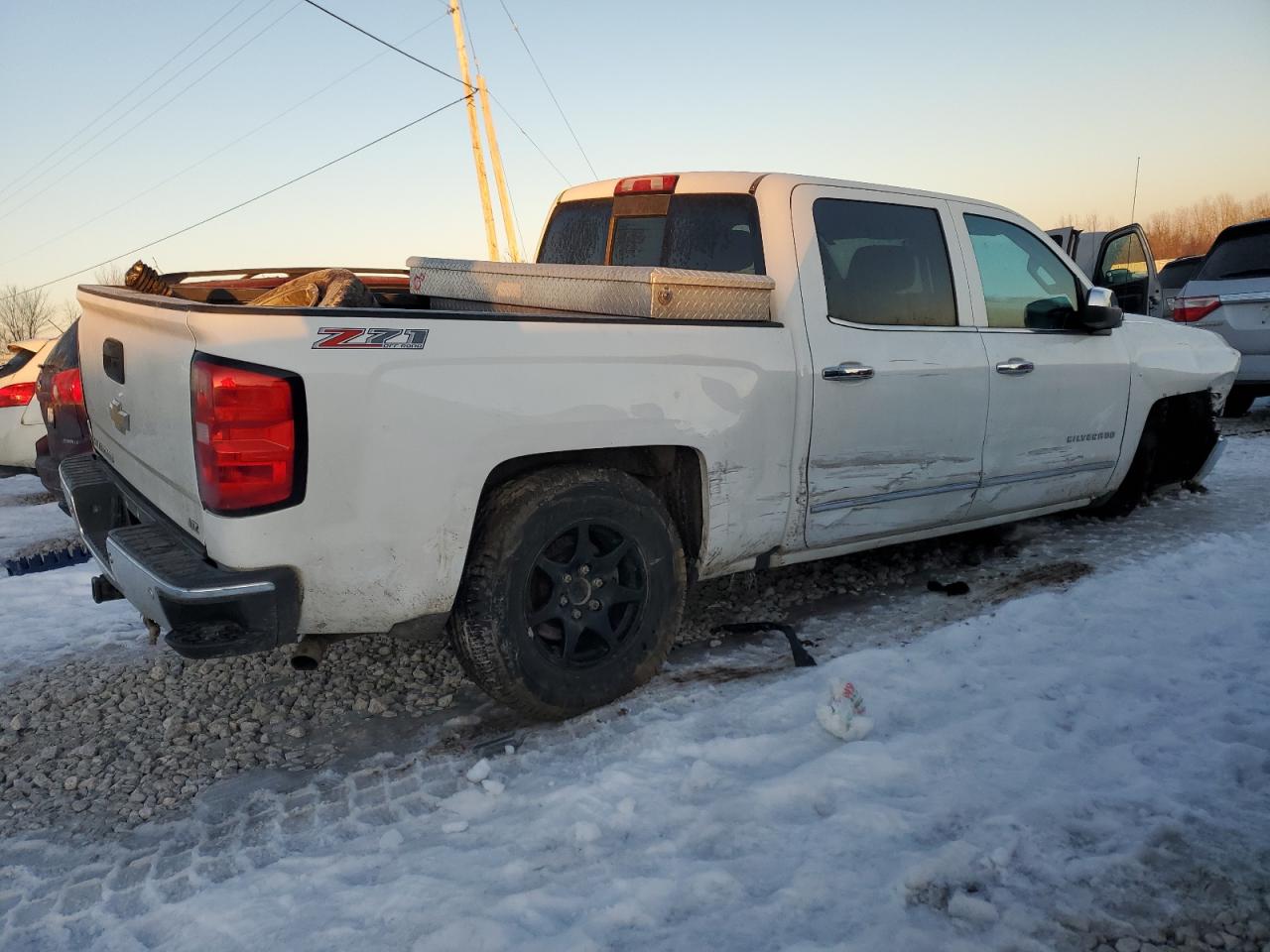 2015 Chevrolet Silverado - Image 3