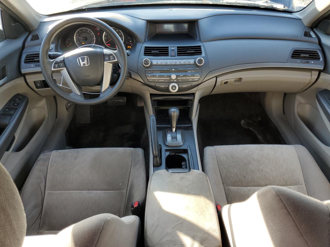 2010 Honda Accord - Image 8