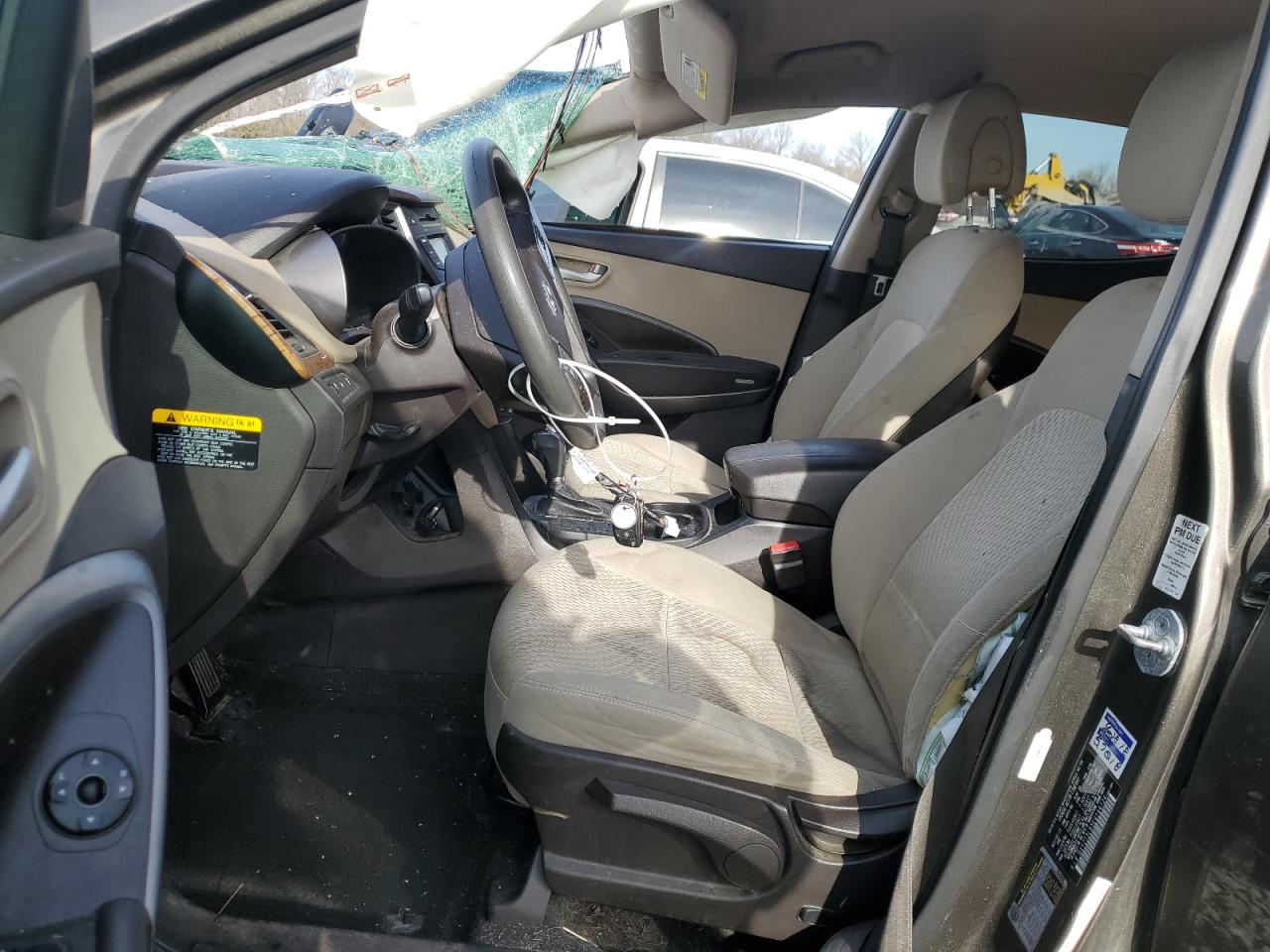 2014 Hyundai Santa Fe - Image 7