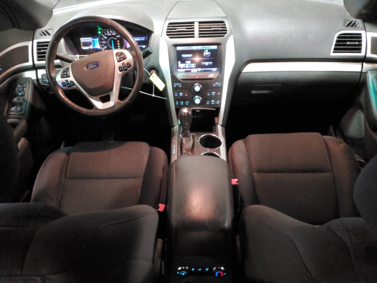 2013 Ford Explorer - Image 8
