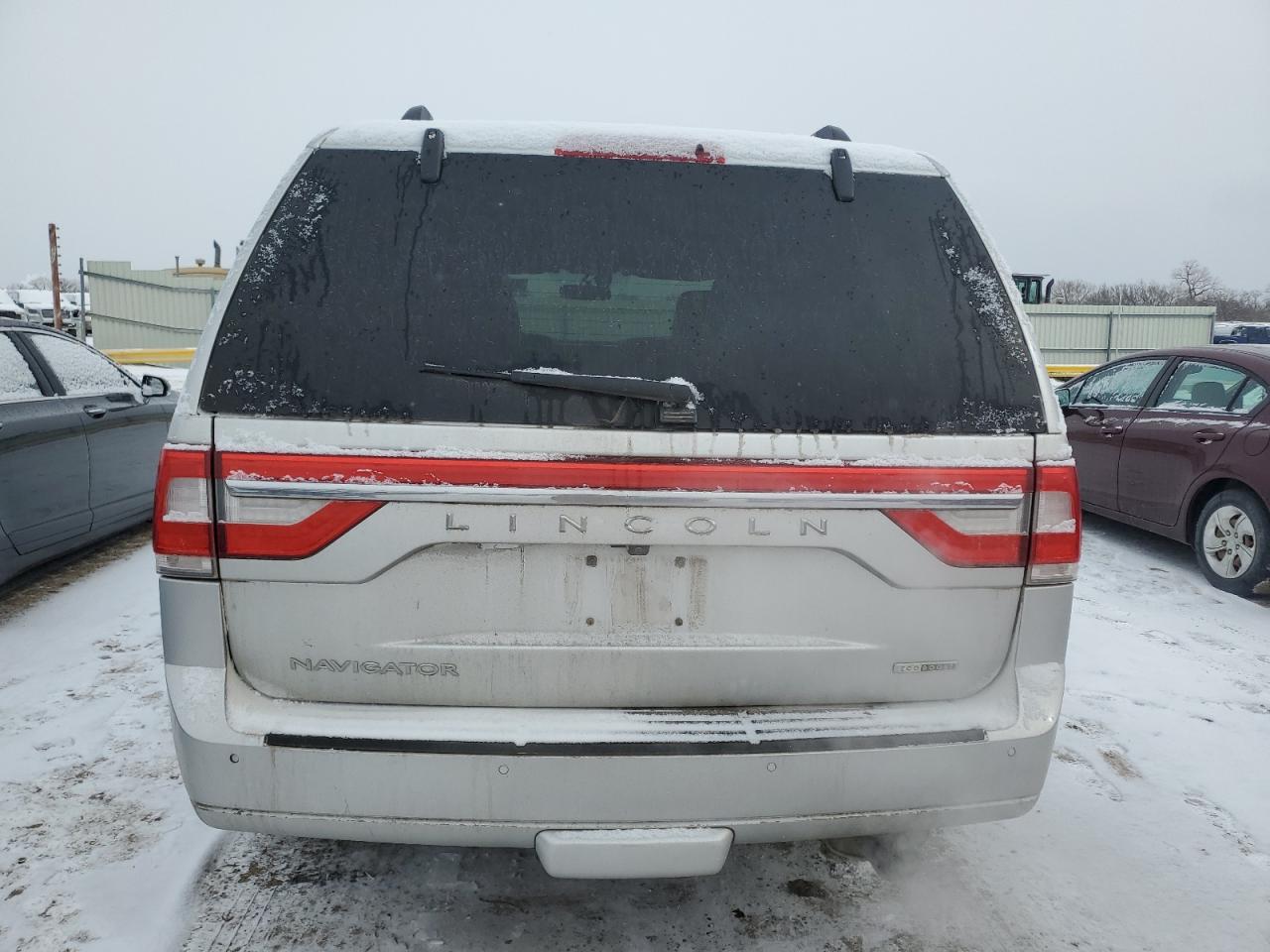 2016 Lincoln Navigator - Image 6