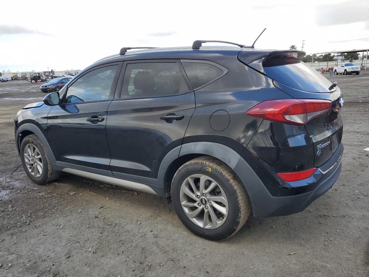 2017 Hyundai Tucson - Image 2
