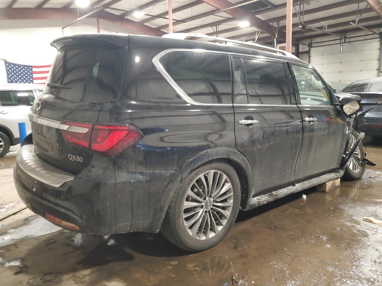 2019 Infiniti QX80 - Image 3