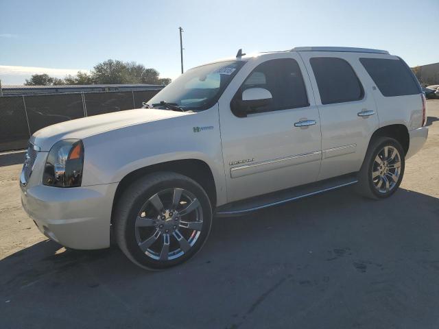  GMC YUKON 2012 Kremowy