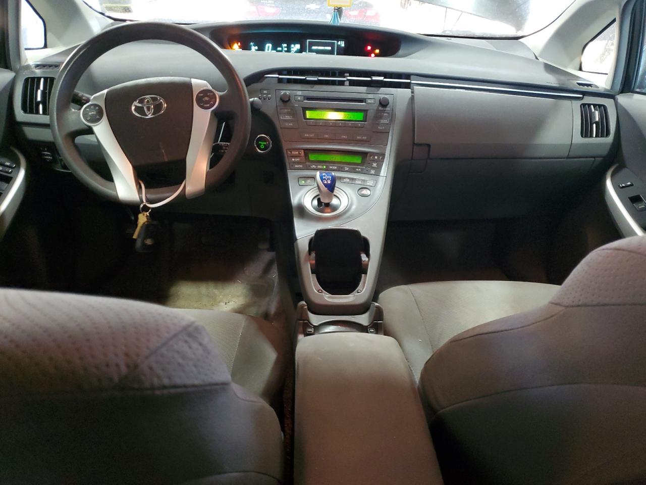 2011 Toyota Prius - Image 8