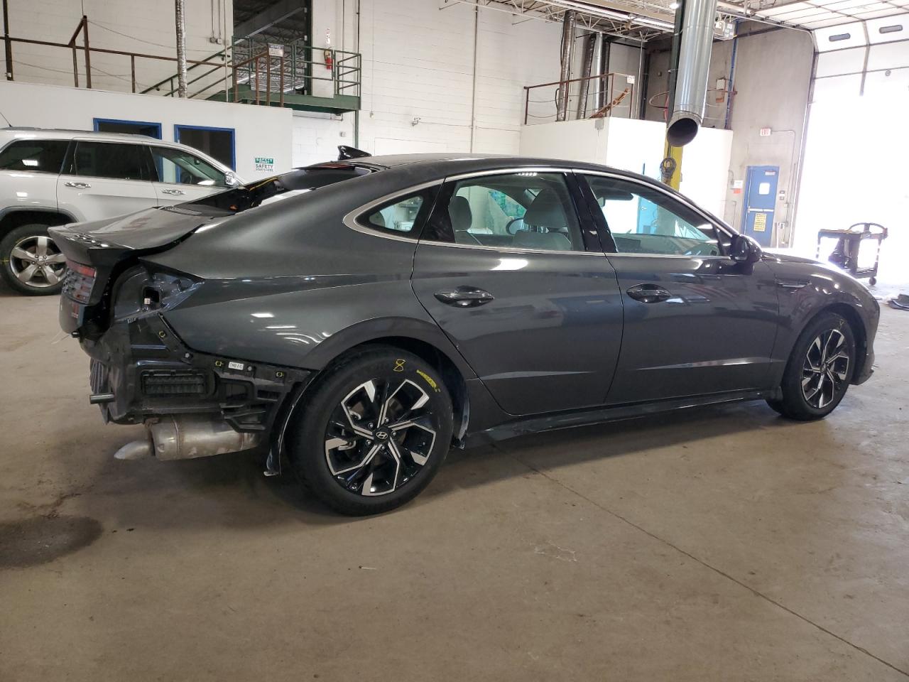 2024 Hyundai Sonata - Image 3