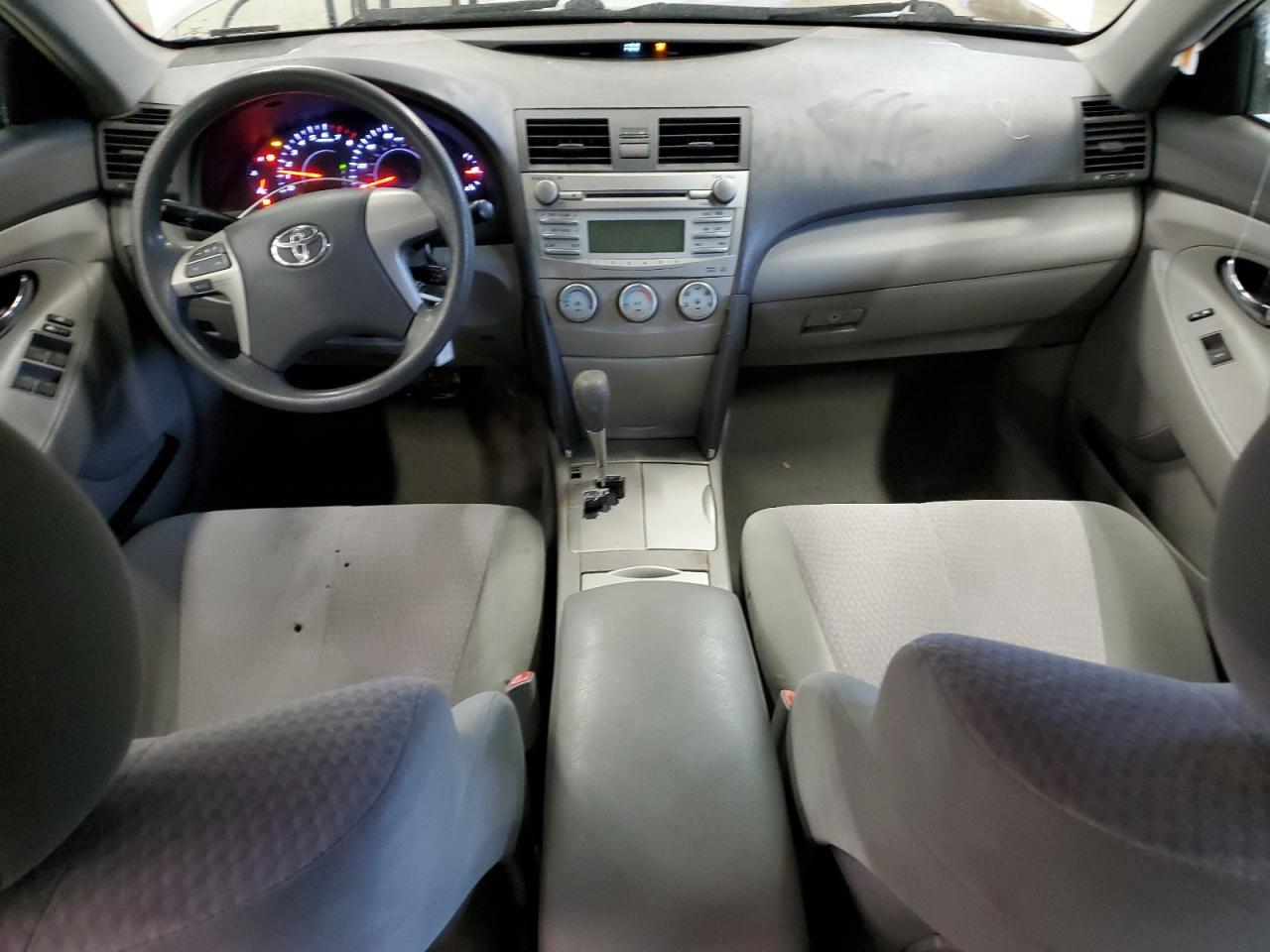 2010 Toyota Camry - Image 8