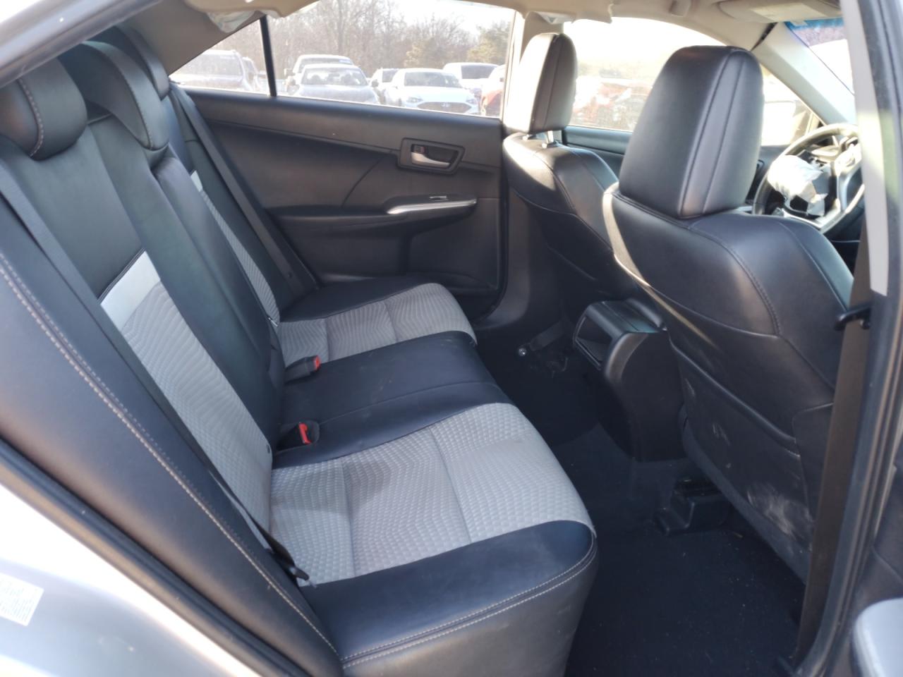 2013 Toyota Camry - Image 10