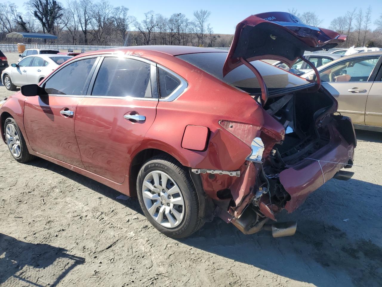 2014 Nissan Altima - Image 2