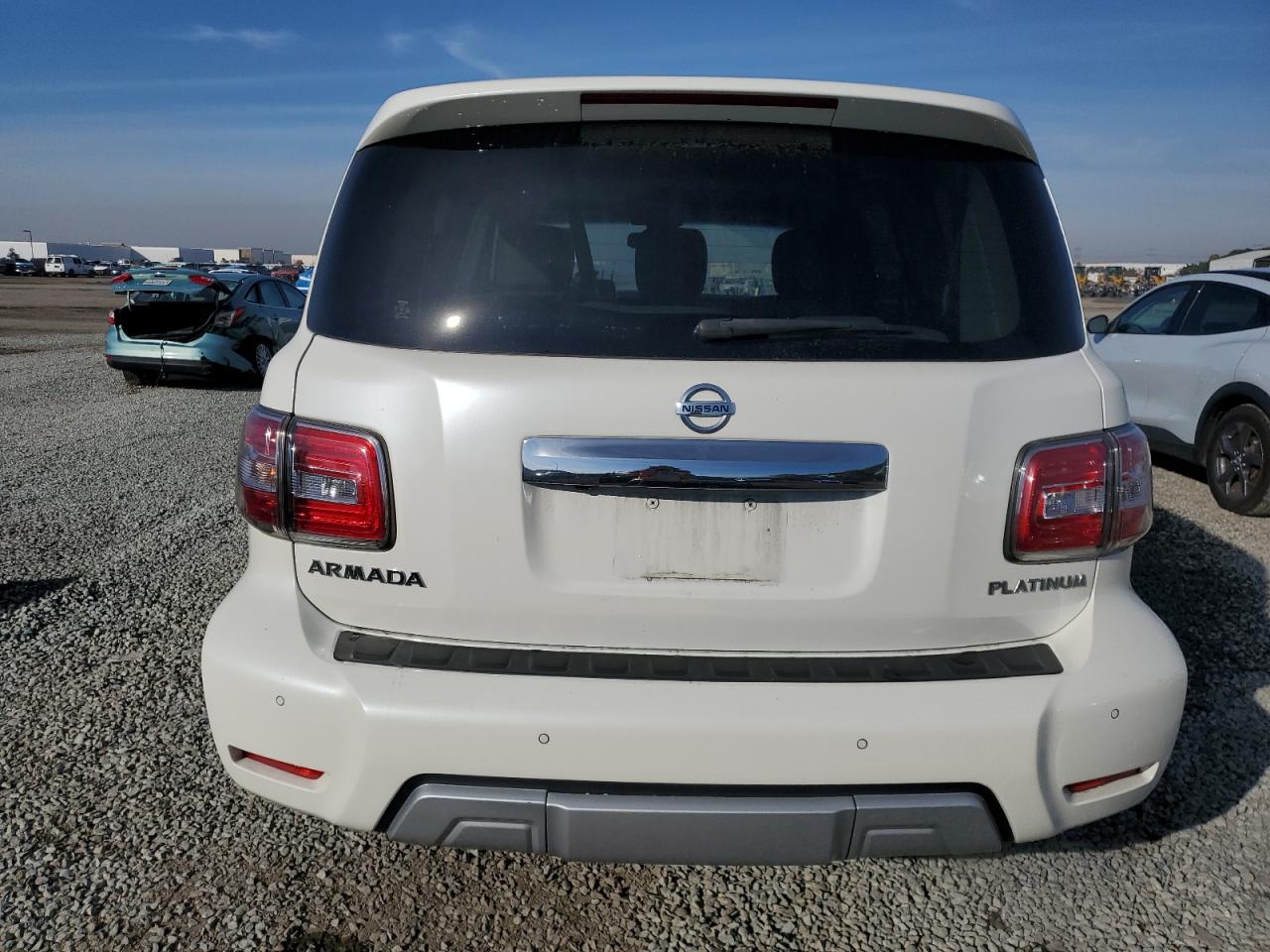 2017 Nissan Armada - Image 6