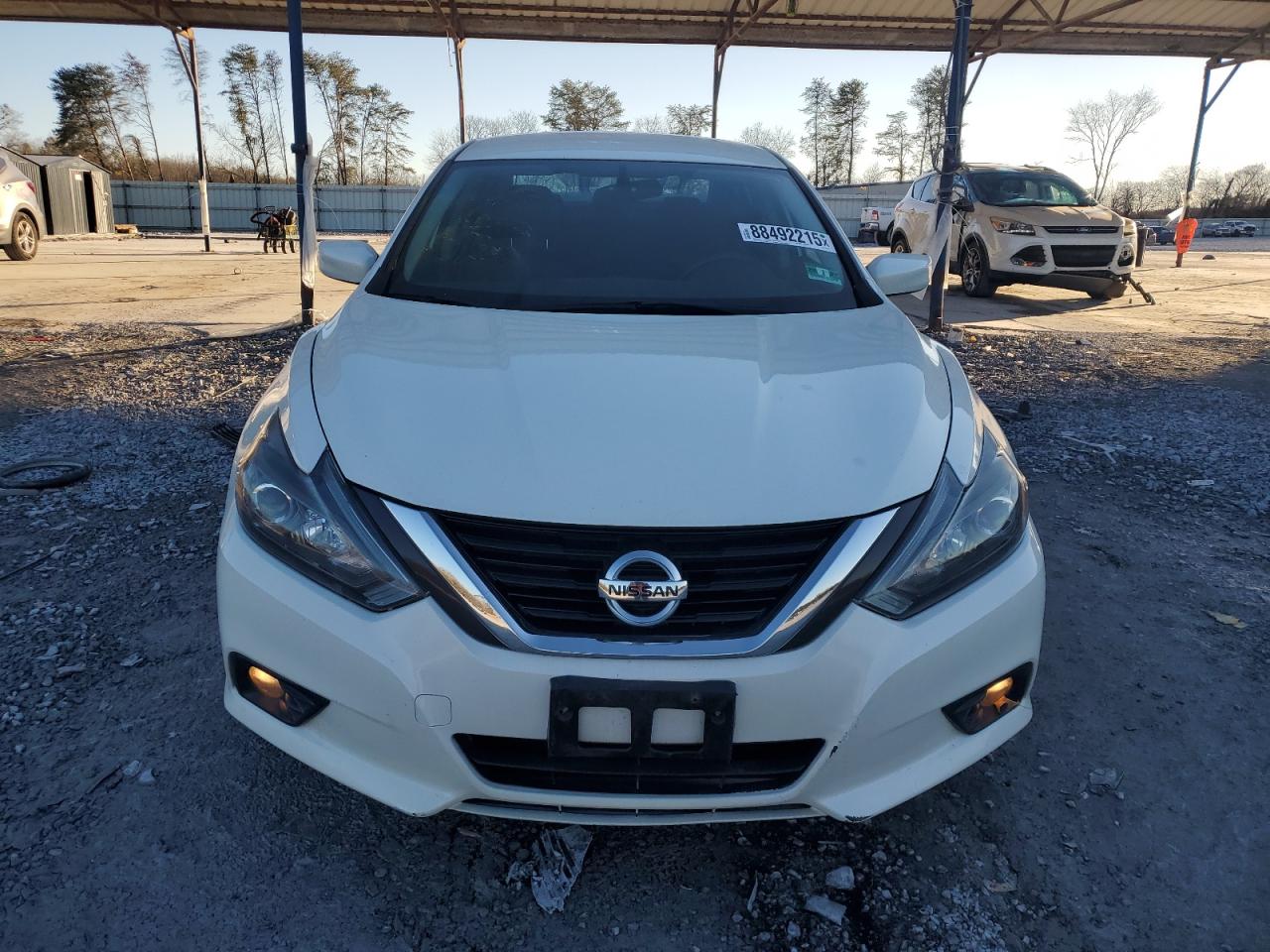 2018 Nissan Altima - Image 5