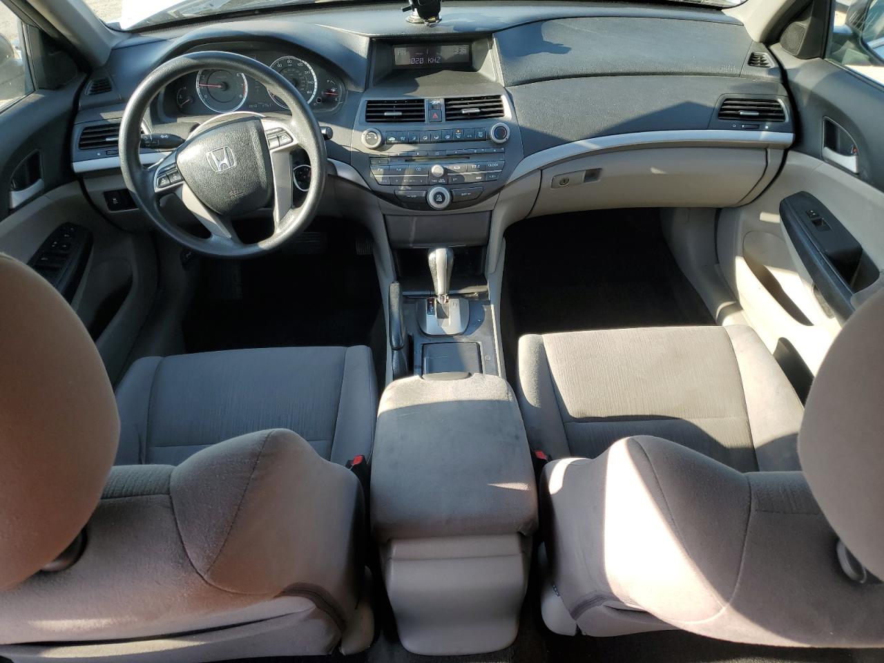 2011 Honda Accord - Image 8