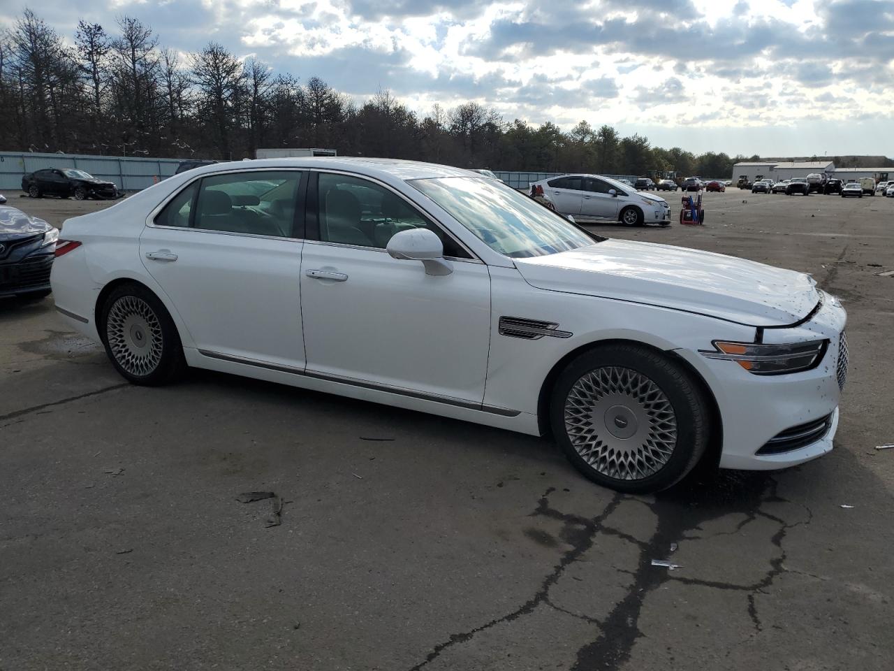 2020 Genesis G90 - Image 4