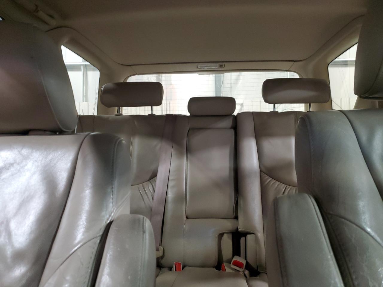 2002 Lexus RX - Image 10
