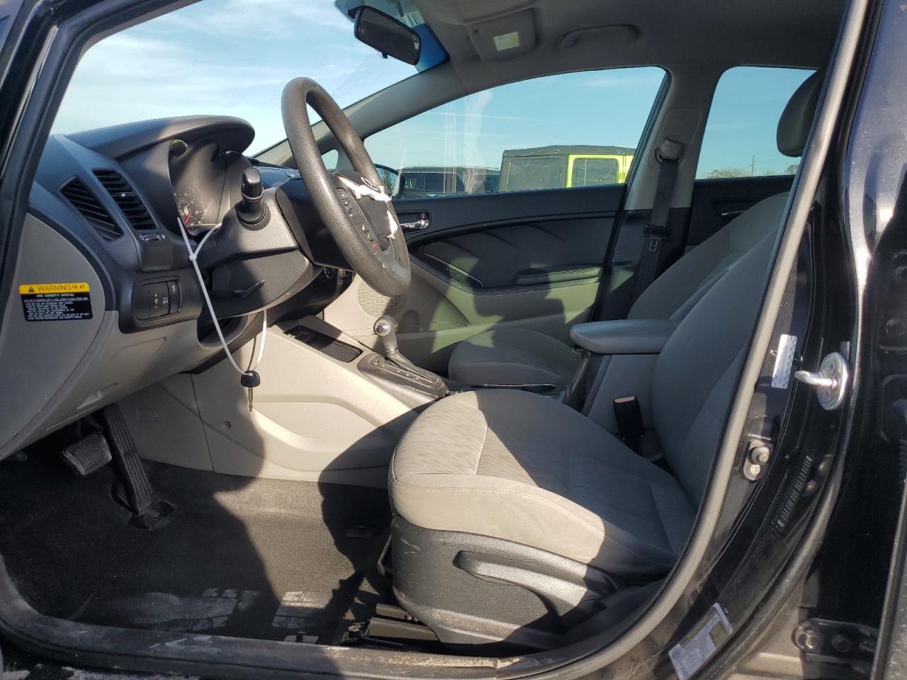 2014 Kia Forte - Image 7
