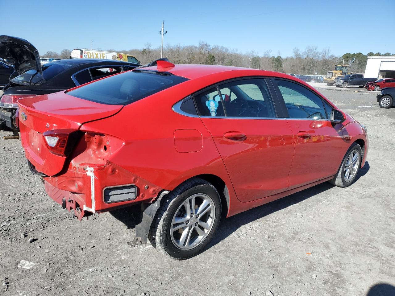 2018 Chevrolet Cruze - Image 3