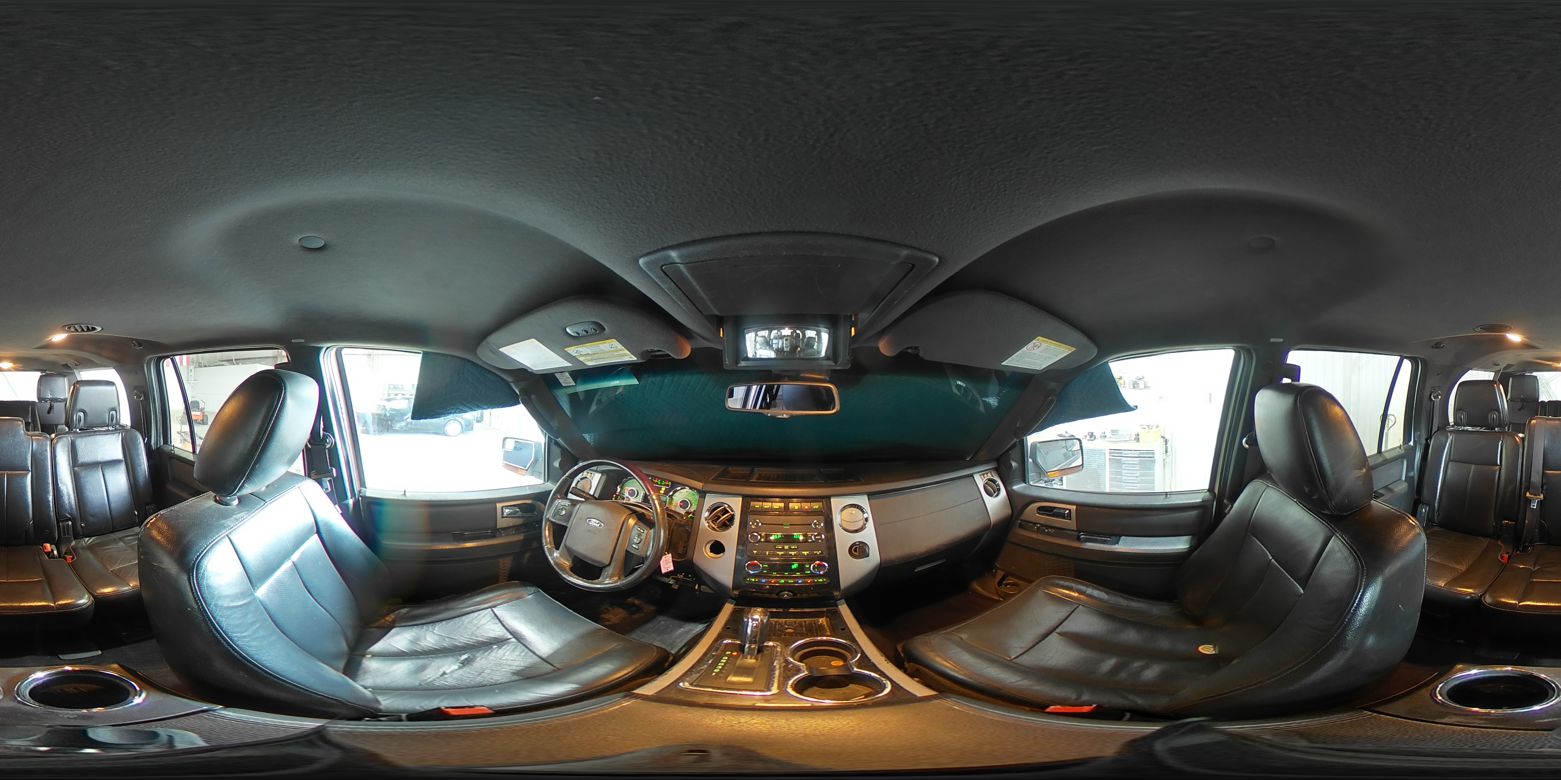 2012 Ford Expedition - Image 14