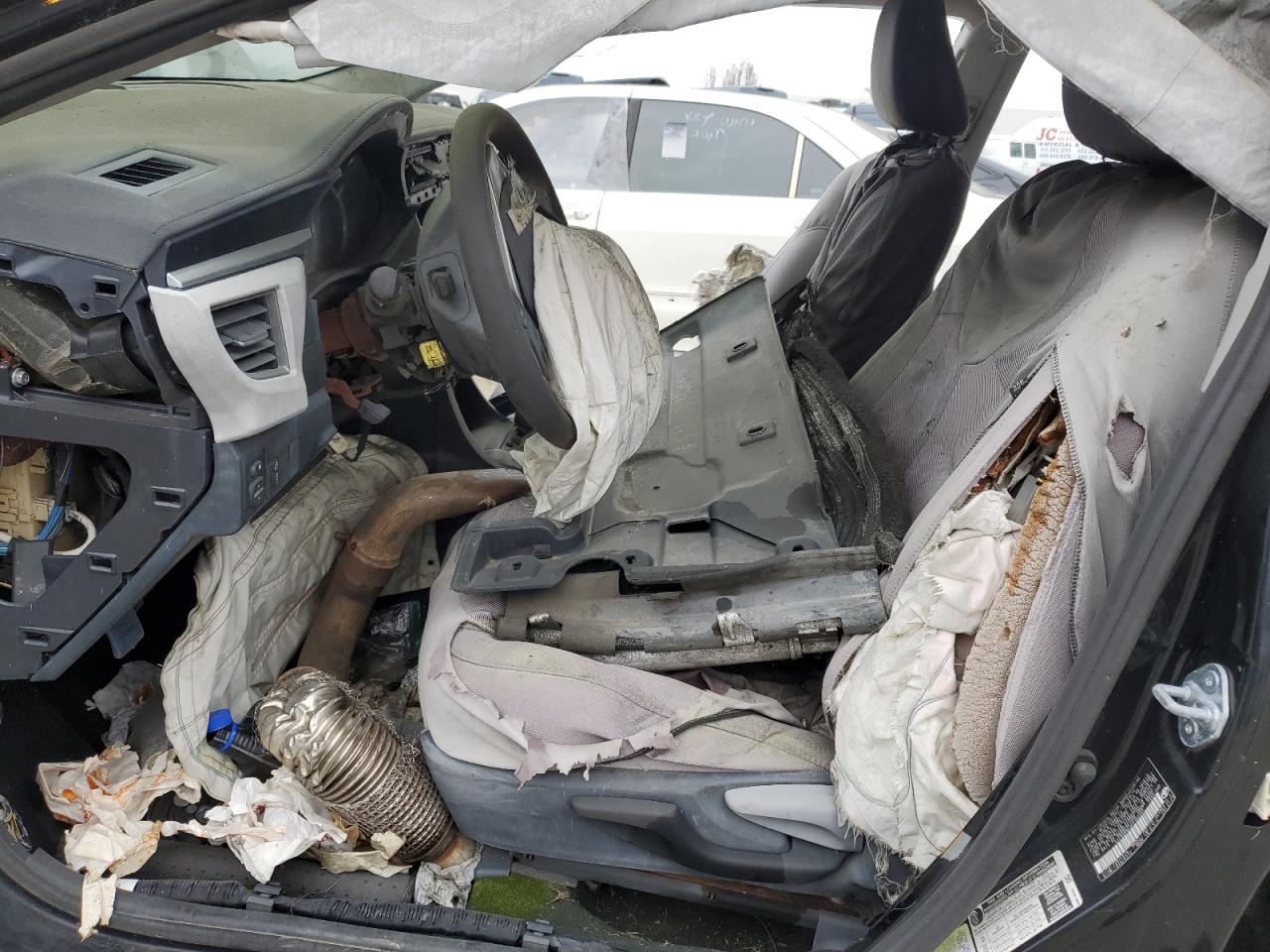 2014 Toyota Corolla - Image 7