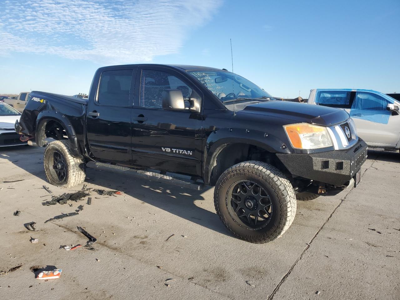 2014 Nissan Titan - Image 4