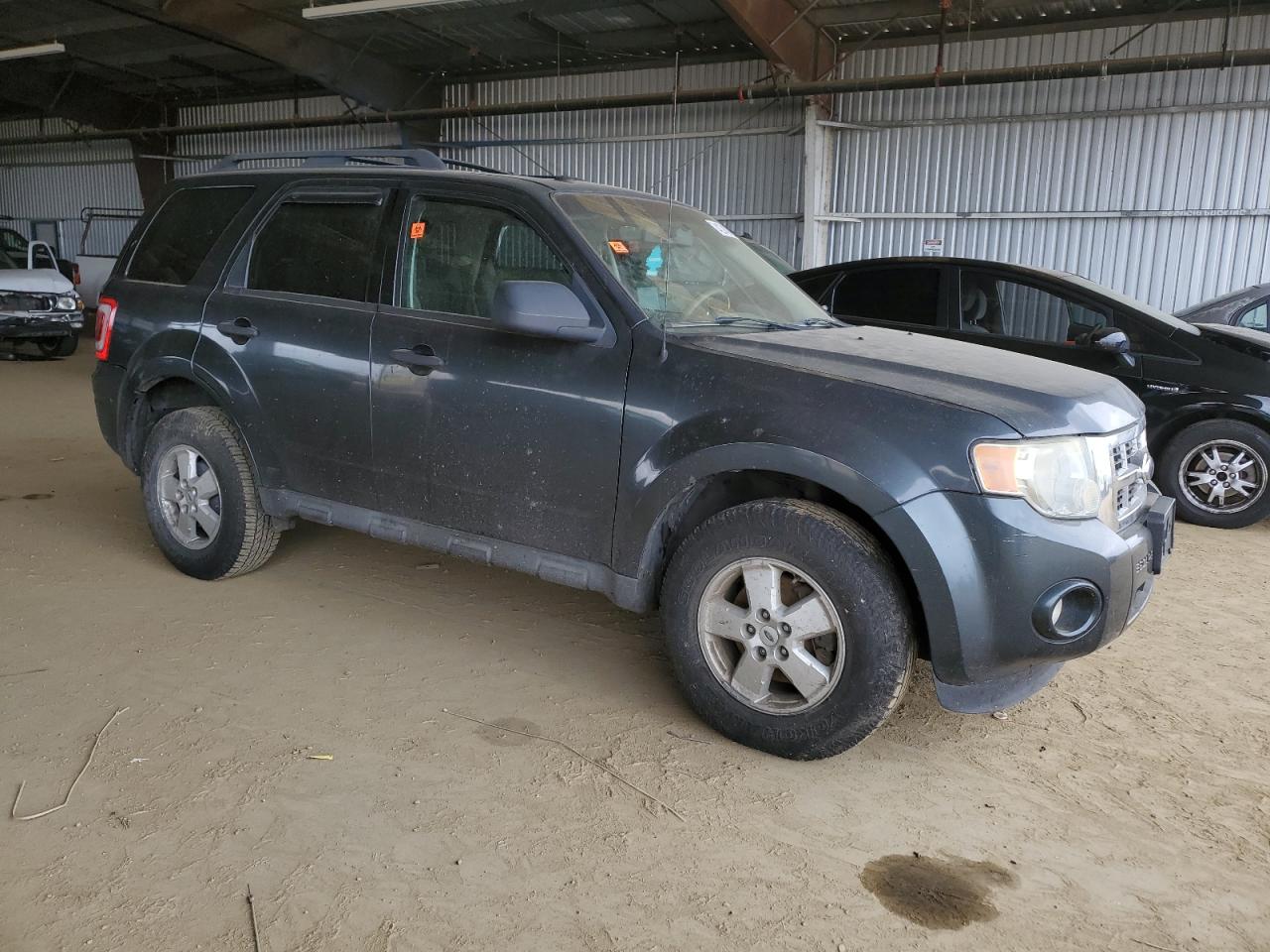 2009 Ford Escape - Image 4
