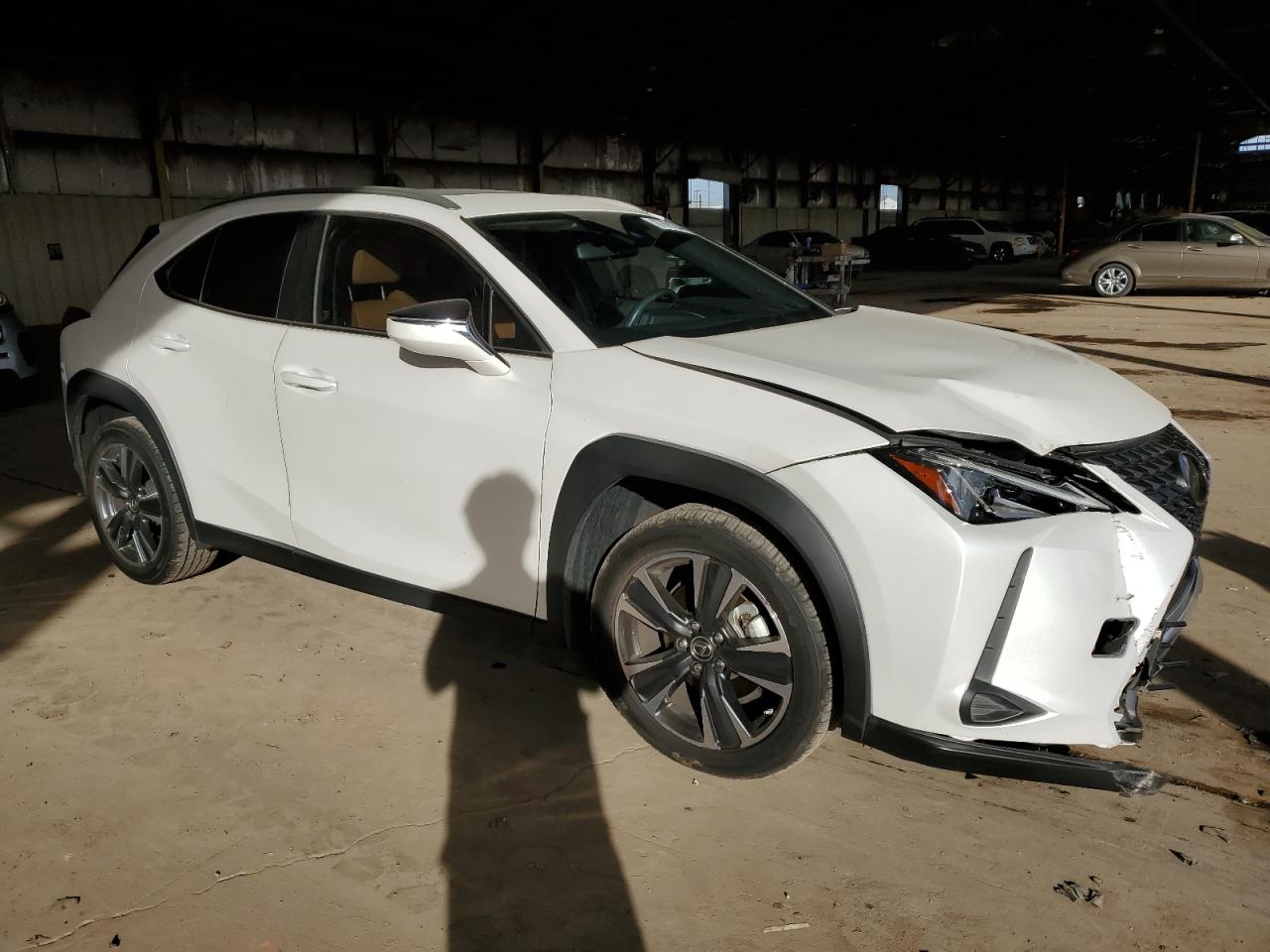 VIN JTHY3JBH6K2002876 2019 LEXUS UX 200 no.4