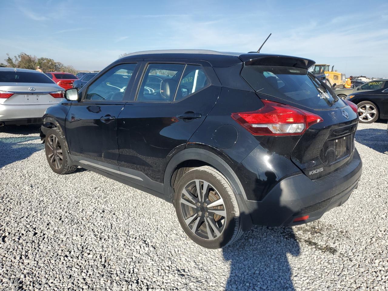 2019 Nissan Kicks - Image 2