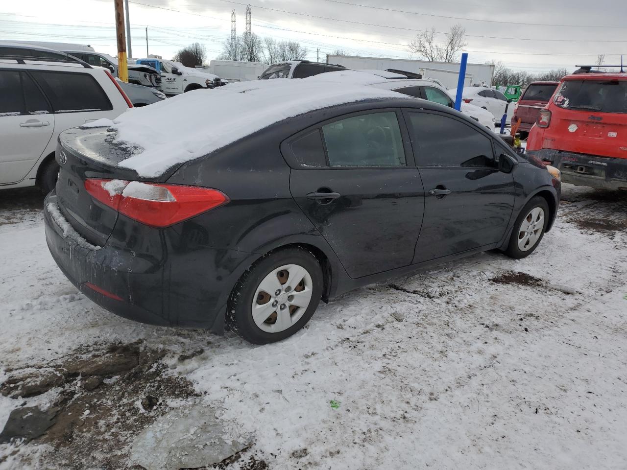 VIN KNAFK4A64F5272168 2015 KIA FORTE no.3