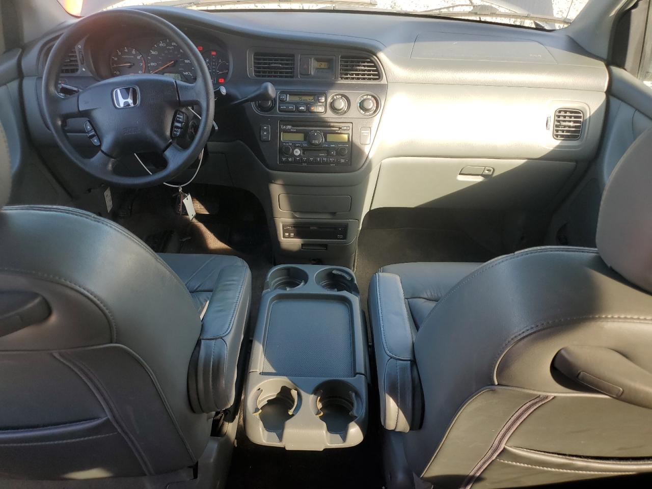 2003 Honda Odyssey - Image 8