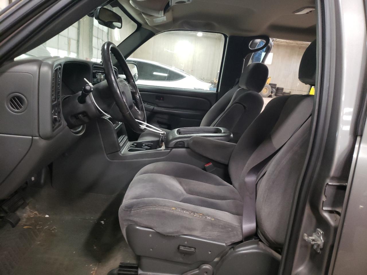 2006 GMC Sierra - Image 7