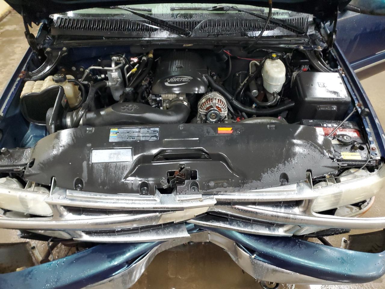2005 Chevrolet Tahoe - Image 12
