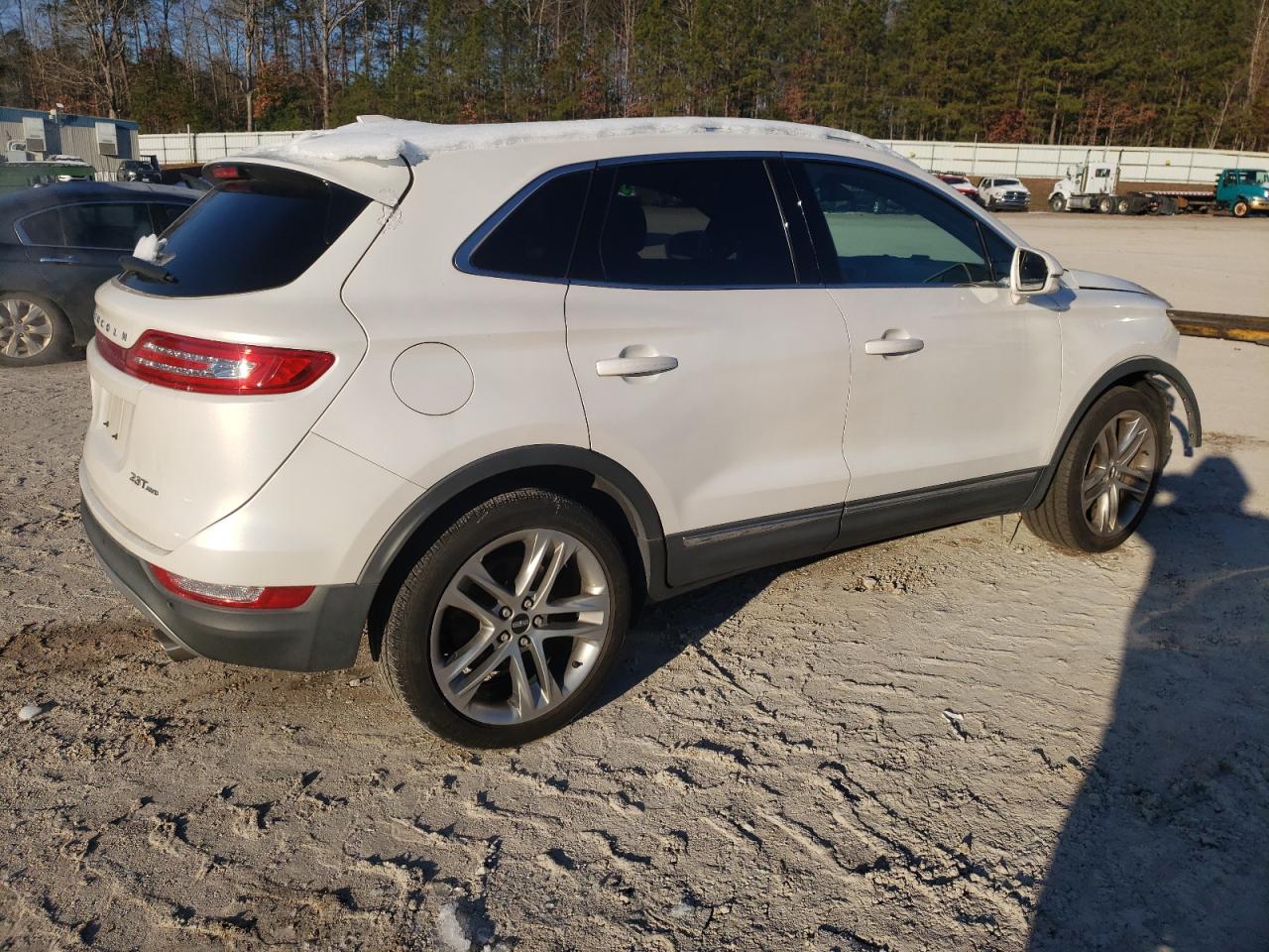 VIN 5LMTJ3DH4HUL08264 2017 LINCOLN MKC no.3