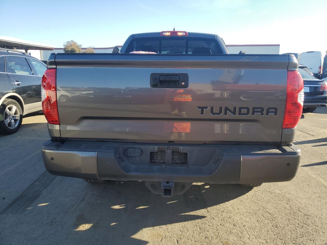 2021 Toyota Tundra - Image 6