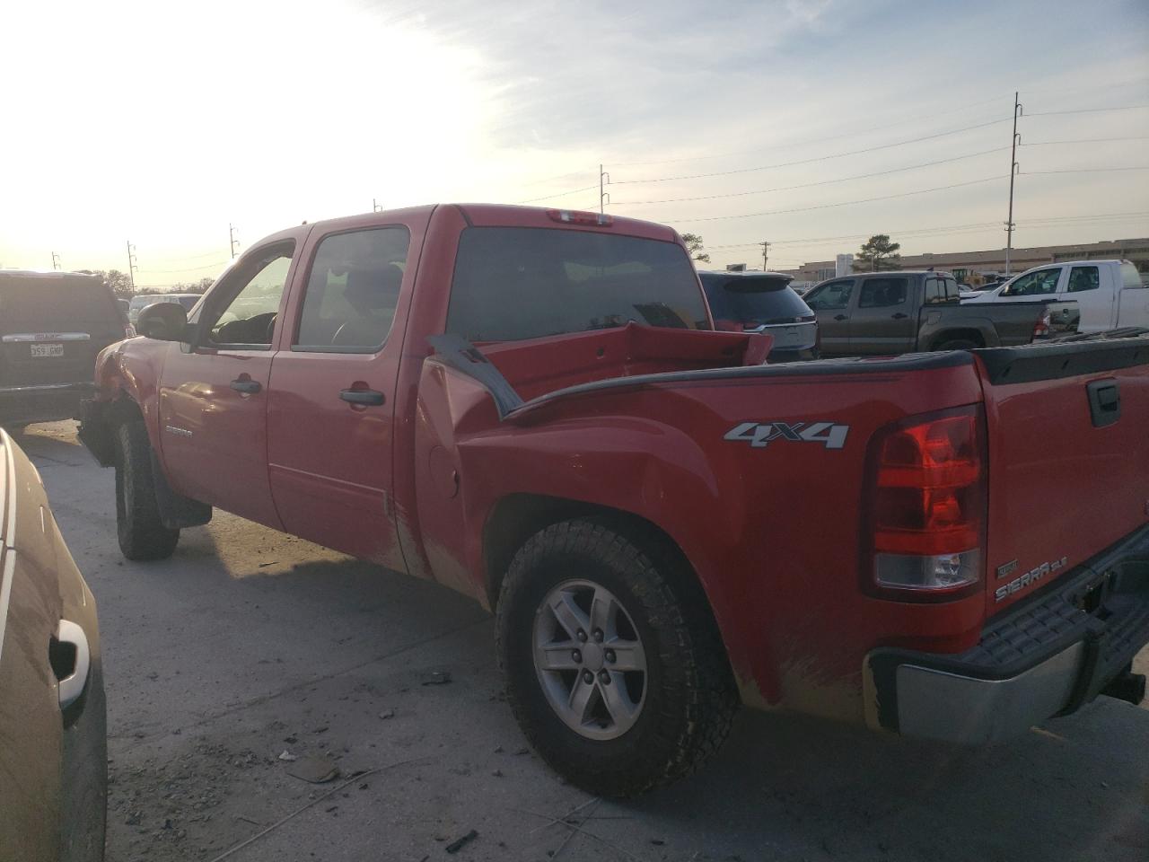 2011 GMC Sierra - Image 2