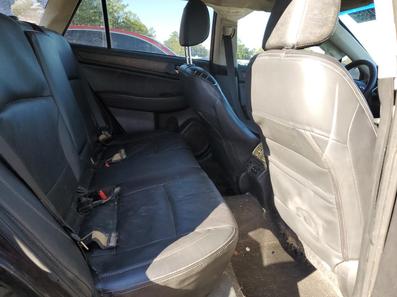 2018 Subaru Outback - Image 10