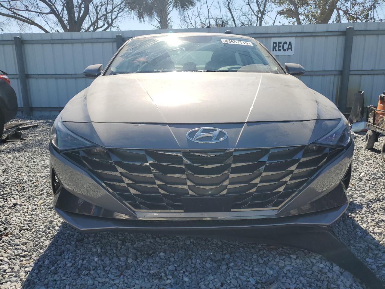 2022 Hyundai Elantra - Image 5
