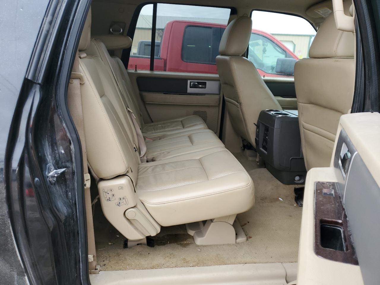 2014 Ford Expedition - Image 10