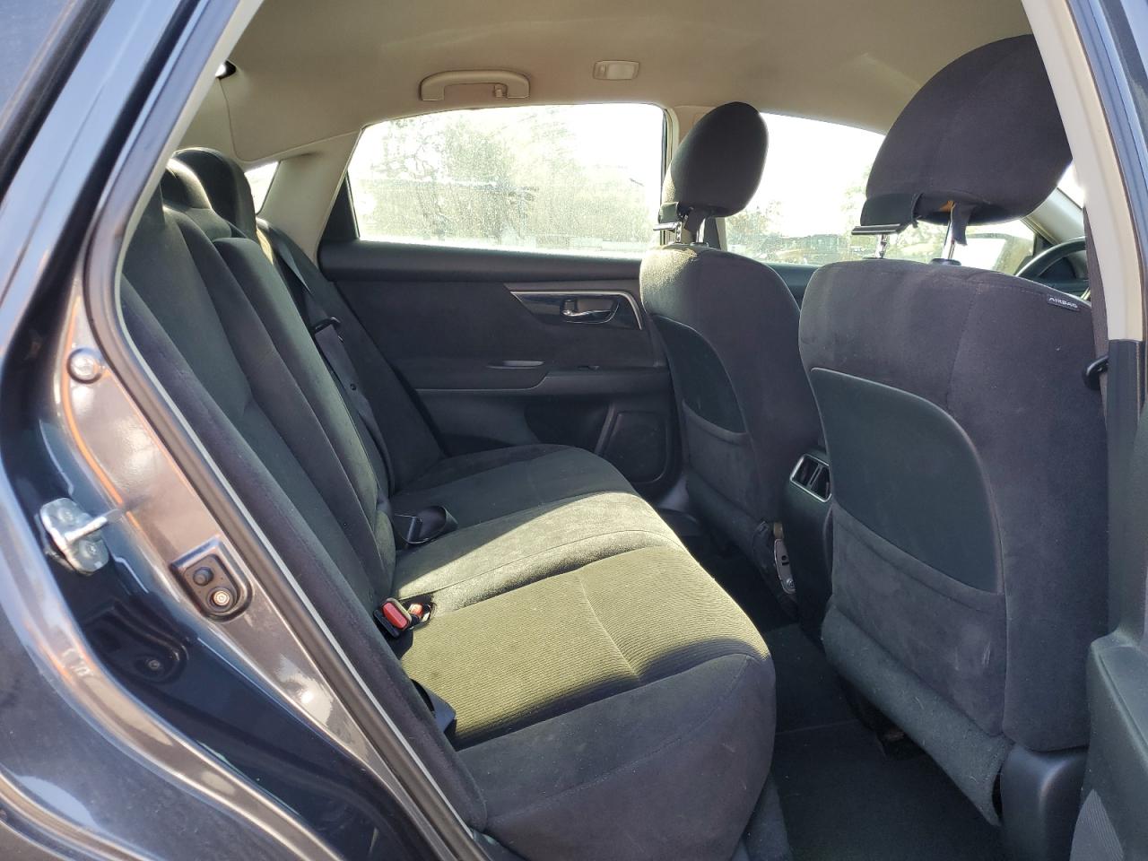2013 Nissan Altima - Image 10