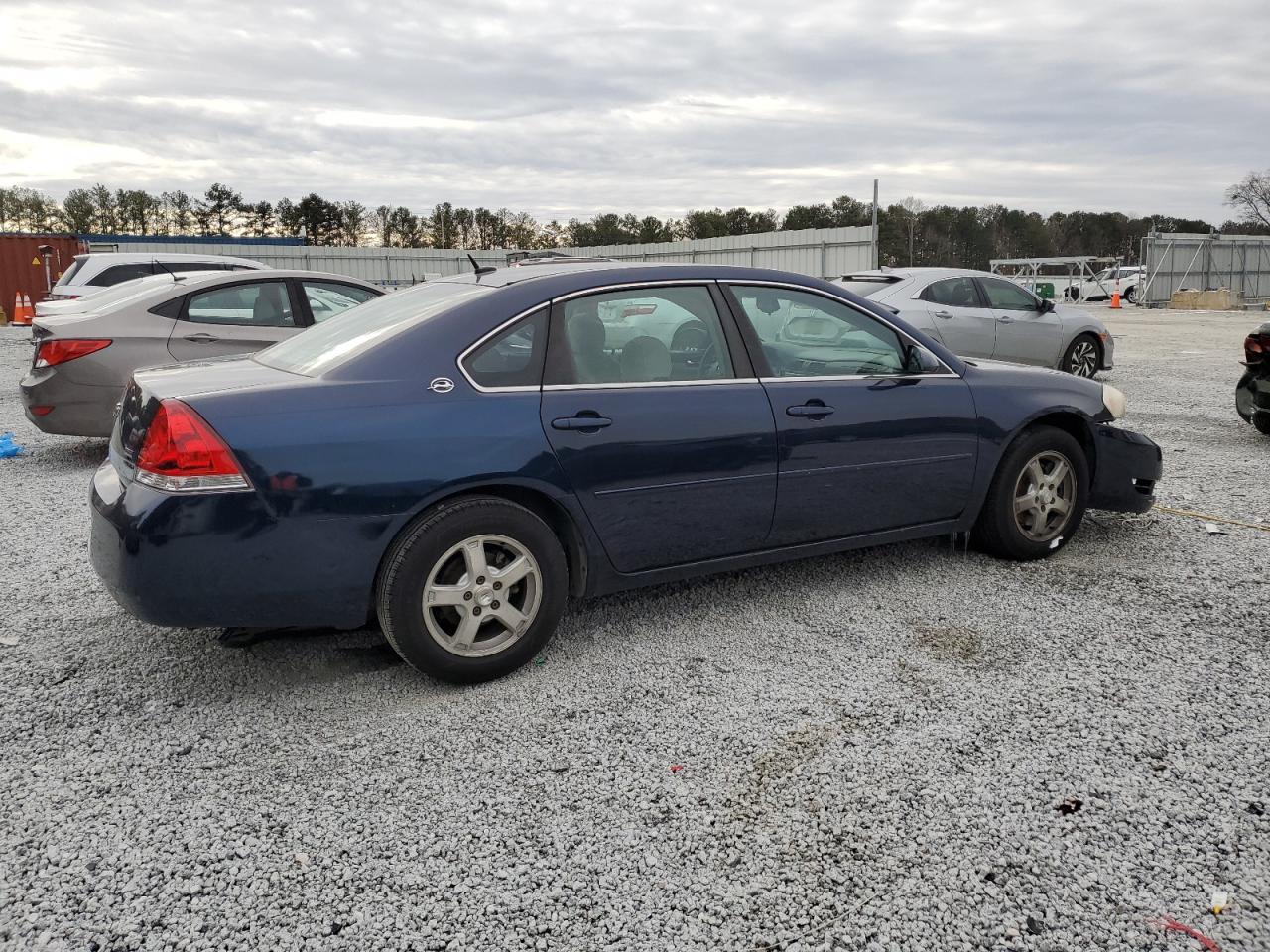 2007 Chevrolet Impala - Image 3