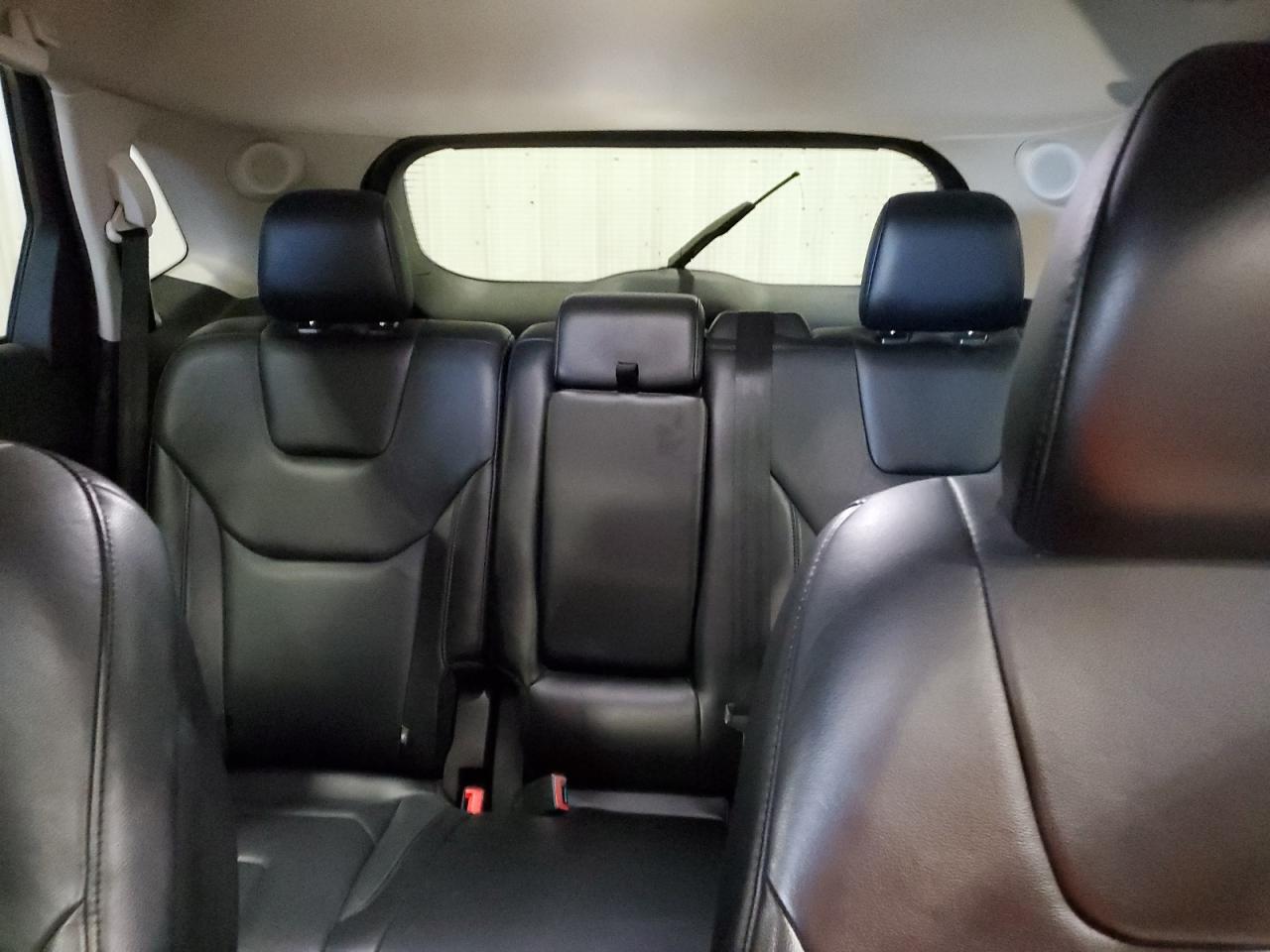 2017 Ford Edge - Image 10