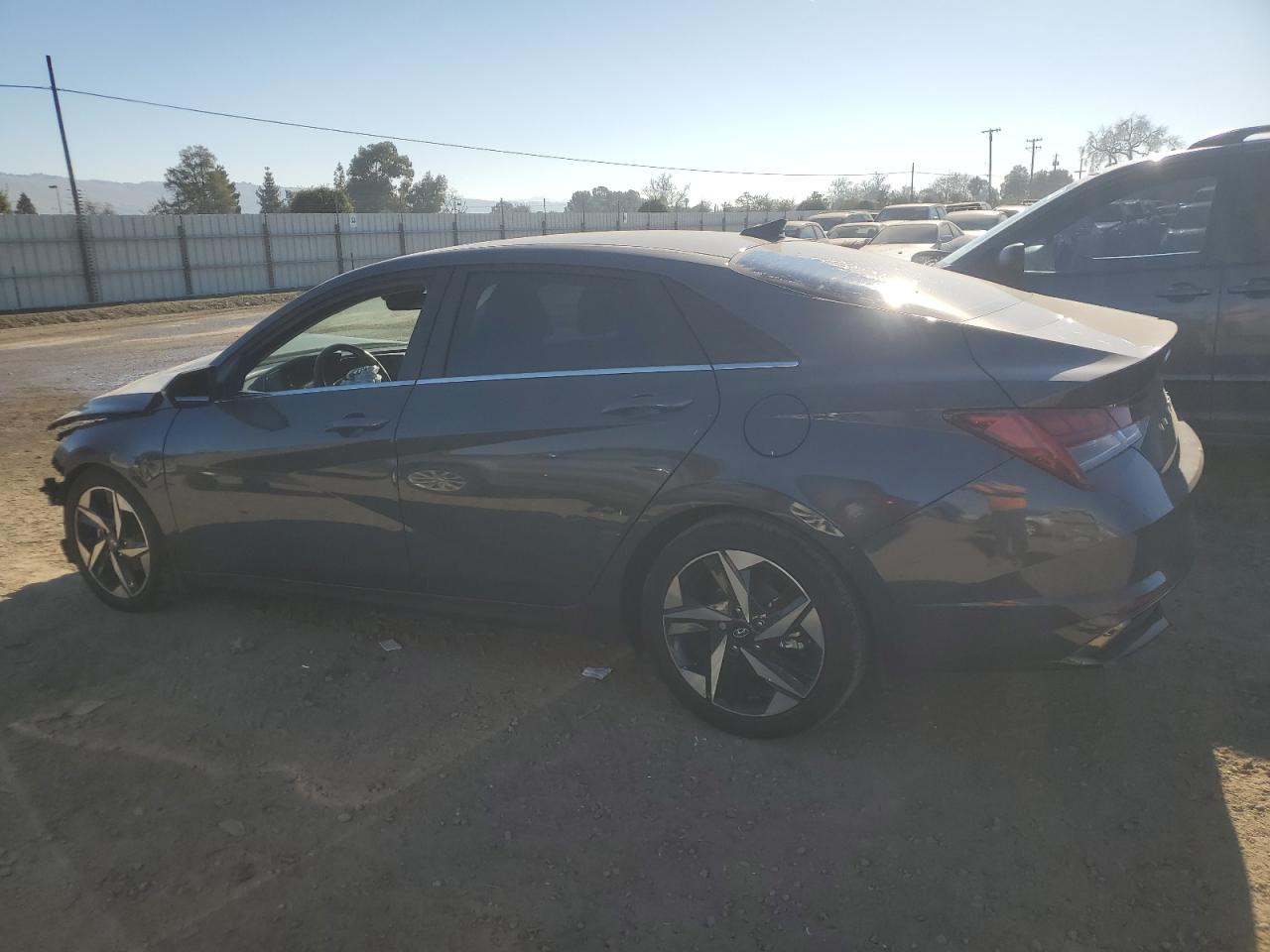 2023 Hyundai Elantra - Image 2