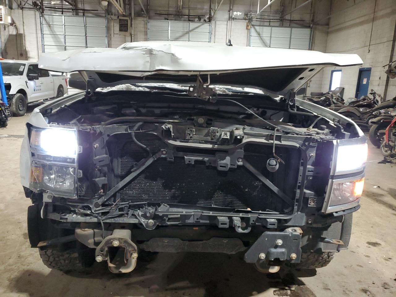 2015 Chevrolet Silverado - Image 5