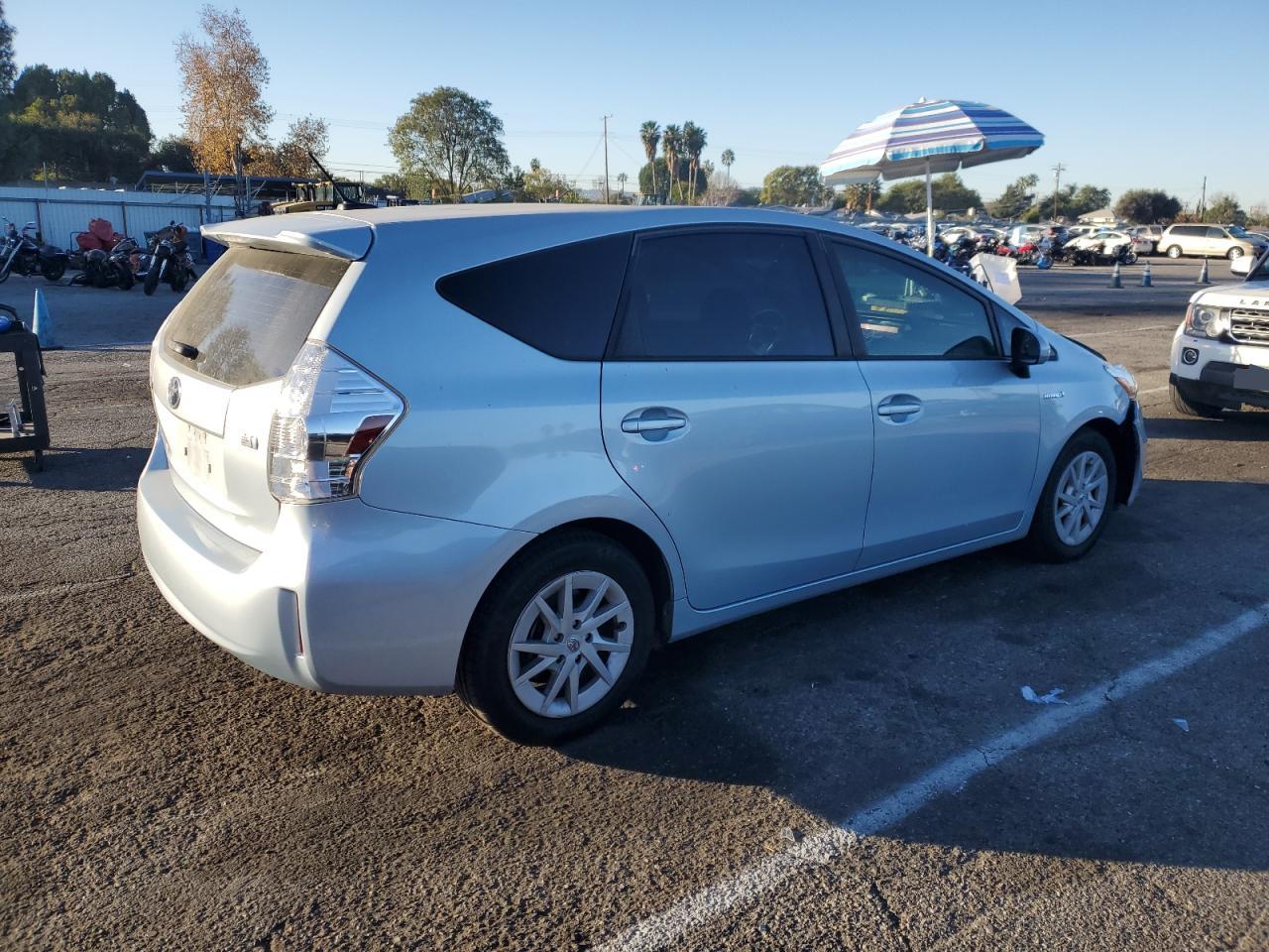 2012 Toyota Prius - Image 3