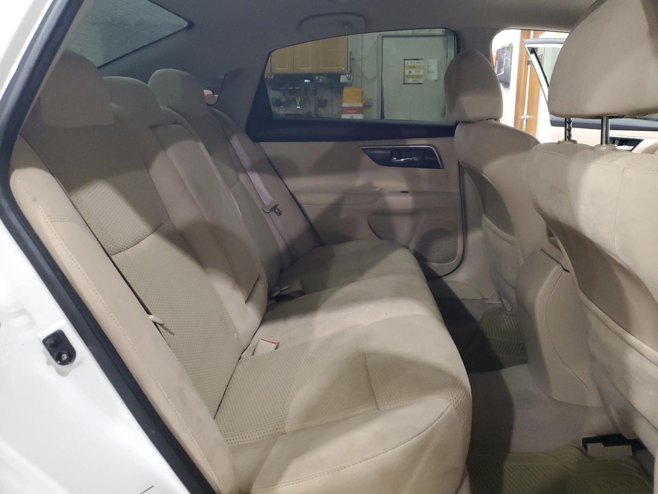 2014 Nissan Altima - Image 10