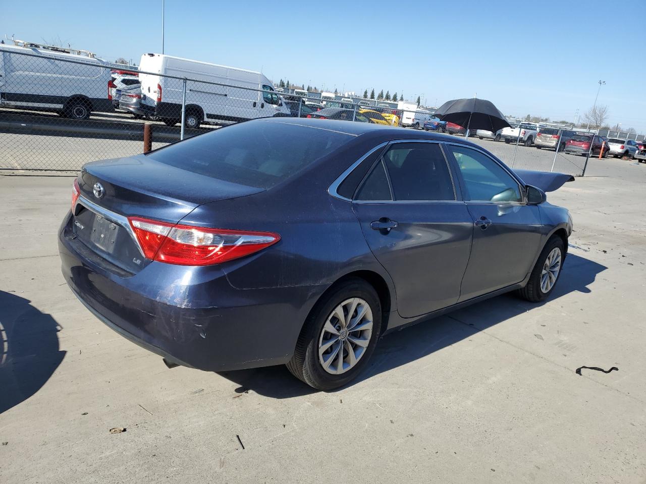 2015 Toyota Camry - Image 3