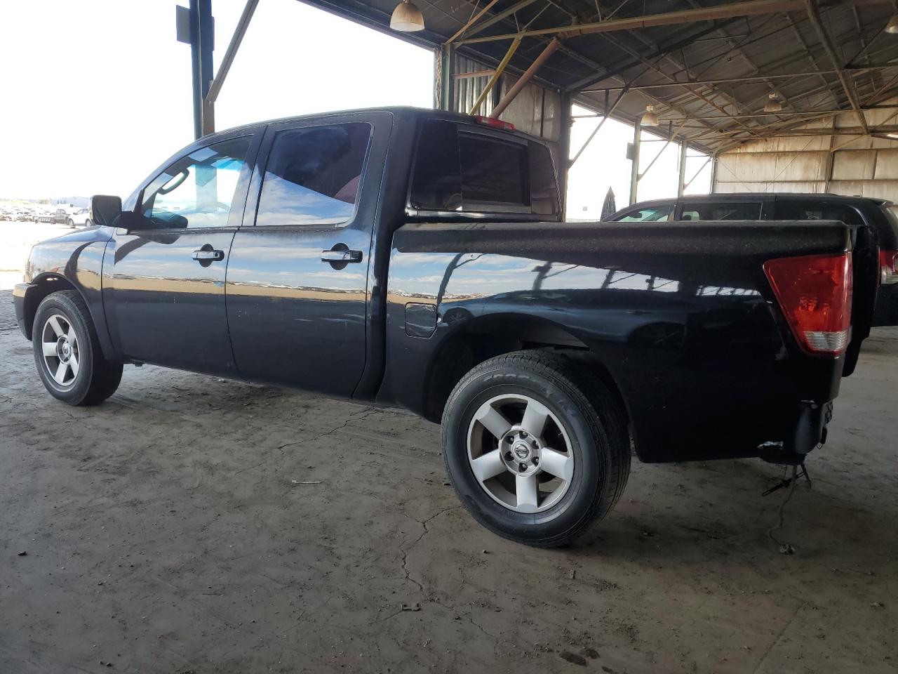 2008 Nissan Titan - Image 2
