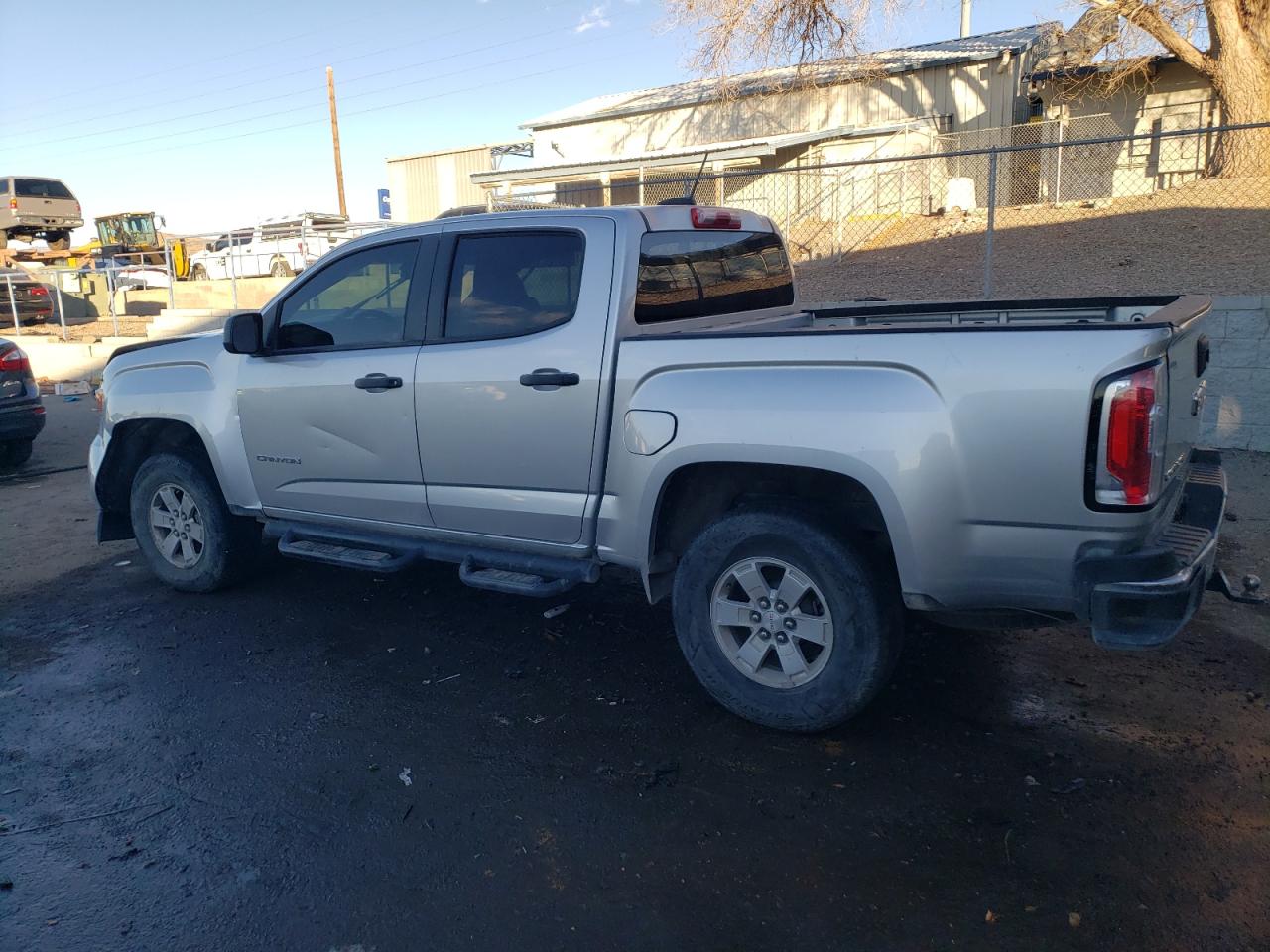 2016 GMC Canyon - Image 2