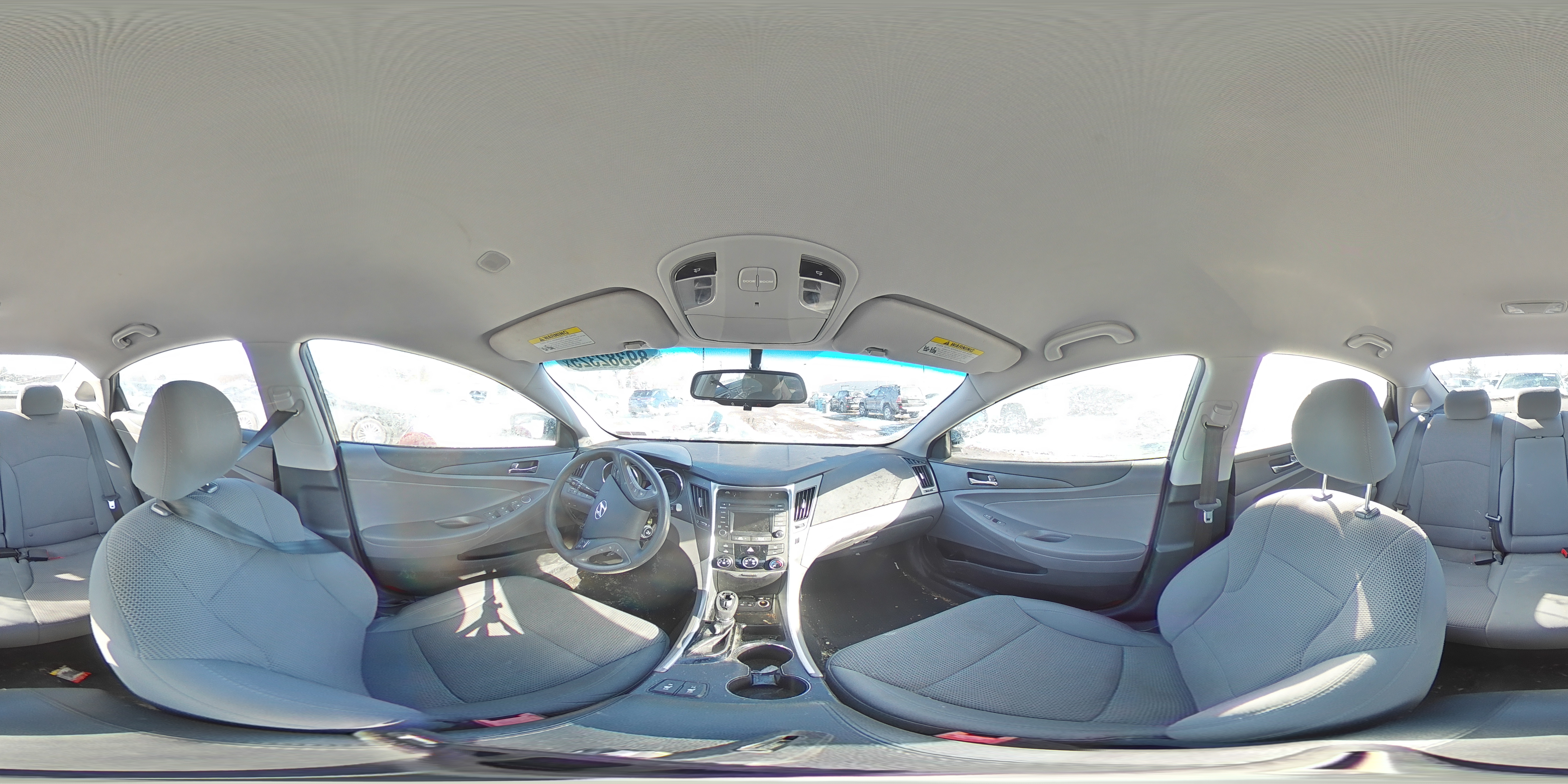 2014 Hyundai Sonata - Image 13
